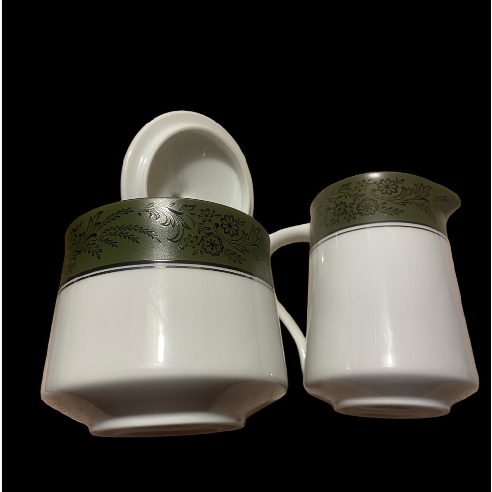 Noritake Walden Japan 2028 sugar and creamer set. 1970’s